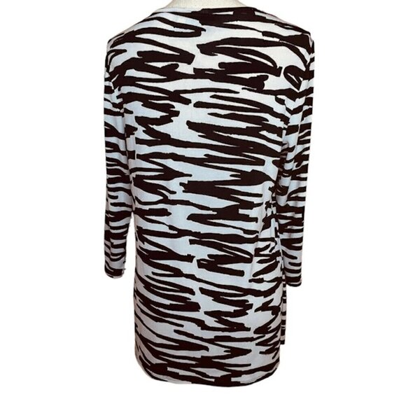 CHICO'S Travelers Diagonal Two-In-One Zebra-Striped Jacket - Size Medium - Picture 4 of 10